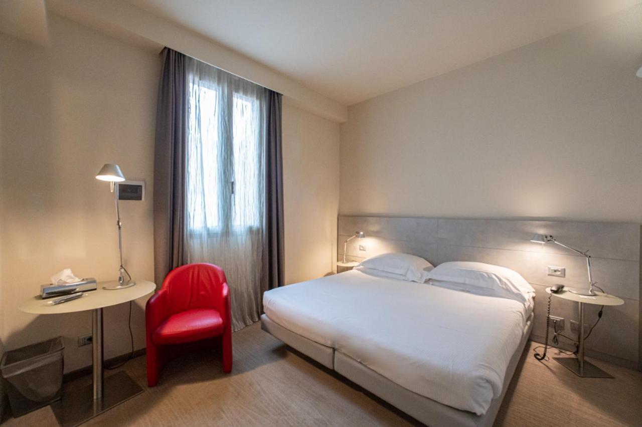 Hotel Annunziata Ferrara Eksteriør billede
